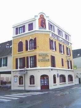 Hotel De L'Ours Coulommiers Buitenkant foto